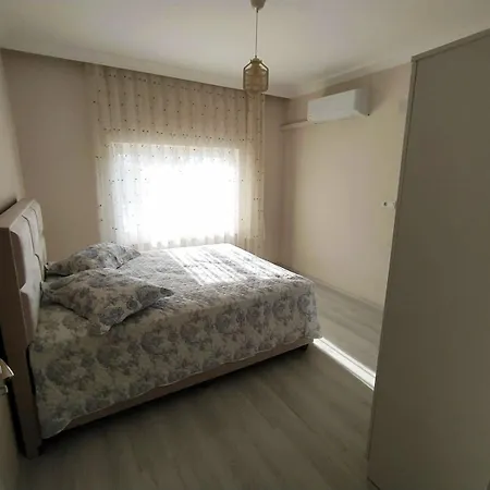 Atapark Havuzlu Tam Muestakil Korunakli 3*